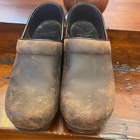 Clogs - Picture 6 of 6